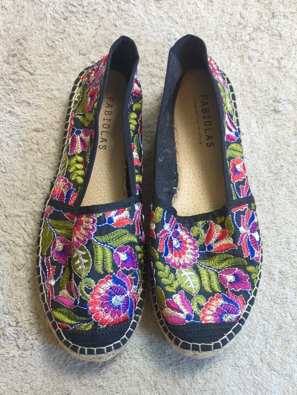 Fabiolas Size 38 Floral Metallic Embroidered Espadrille Flats Made In Spain